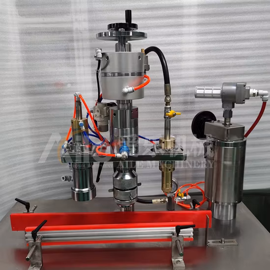Machine semi-automatique de pulvérisation de gaz de bidon de butane de GPL Machine de remplissage d'aérosol Machines de recharge de GPL Équipement de remplissage de gaz de sertissage sous vide